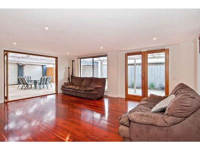 2 Norfolk Avenue, Grovedale VIC 3216