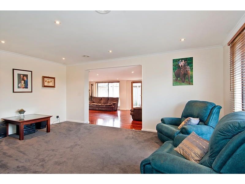 2 Norfolk Avenue, Grovedale VIC 3216