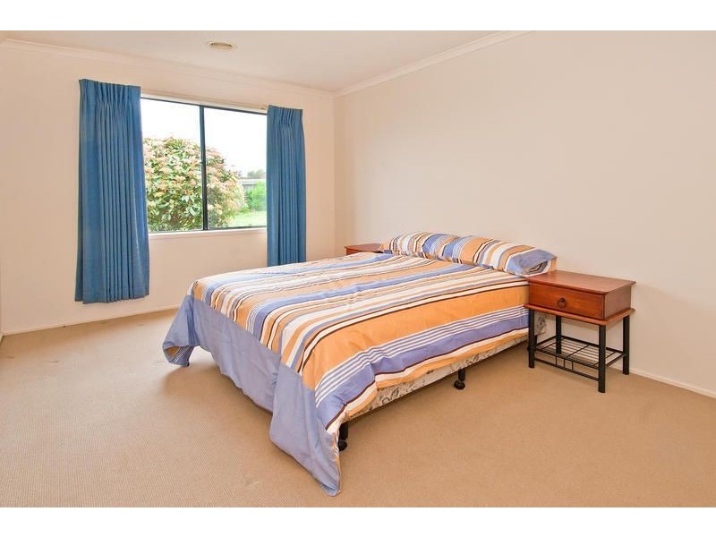 10 Conway Court, Highton VIC 3216