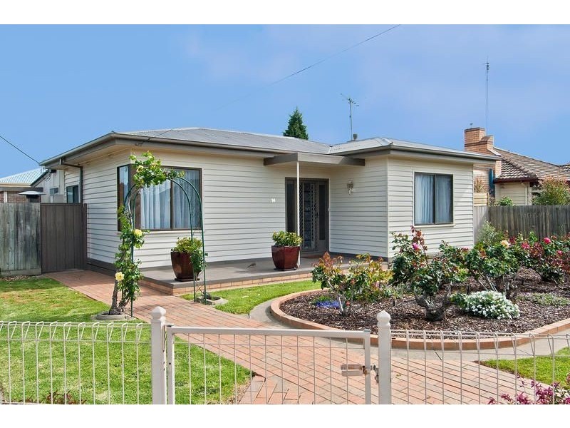 14 Glover Street, Newcomb VIC 3219