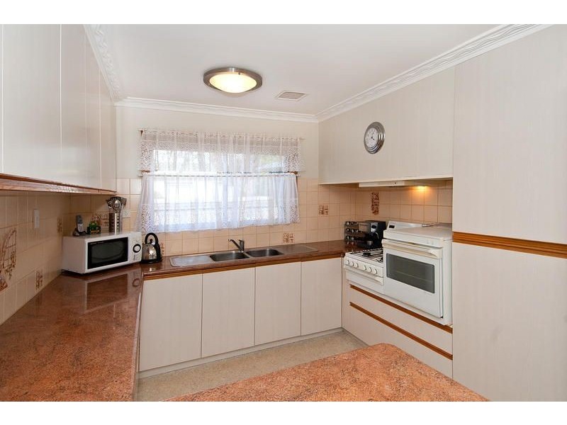 14 Glover Street, Newcomb VIC 3219