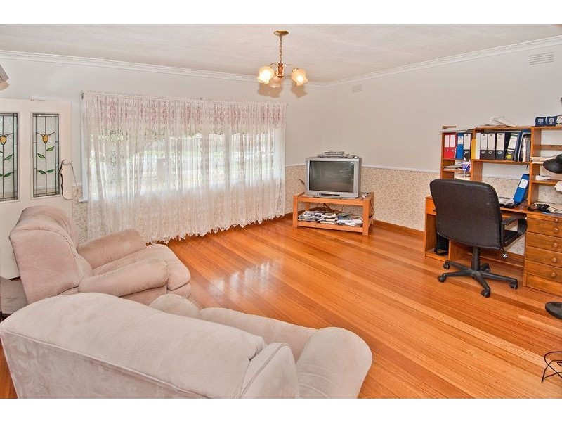 19 Breadalbane Road, Newcomb VIC 3219