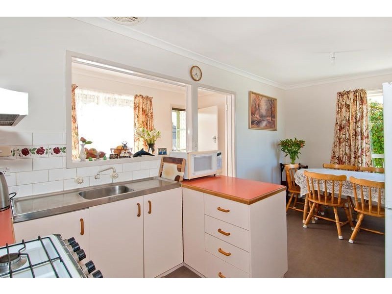 1 Rose Court, Newcomb VIC 3219