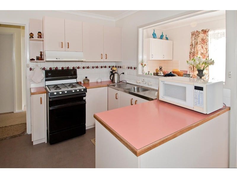 1 Rose Court, Newcomb VIC 3219