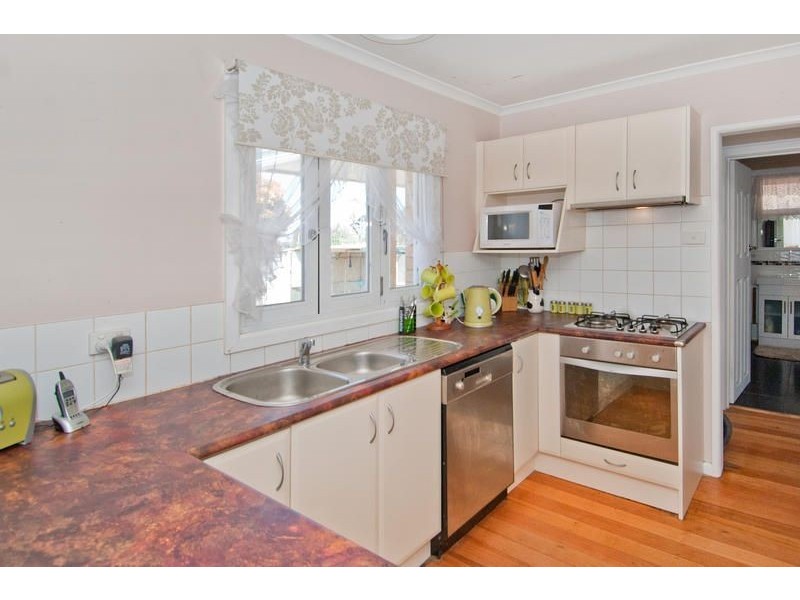 11 Rimbool Road, Grovedale VIC 3216