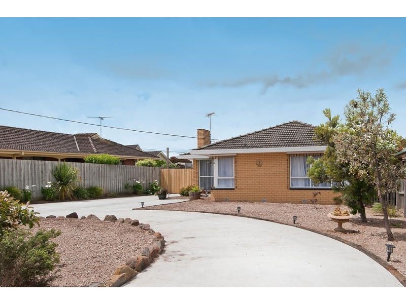11 Rimbool Road, Grovedale VIC 3216