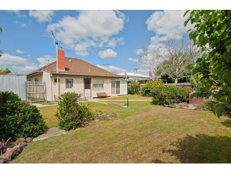 37 Oxford Street, Whittington VIC 3219