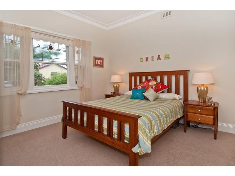 90 Elizabeth Street, Geelong West VIC 3218