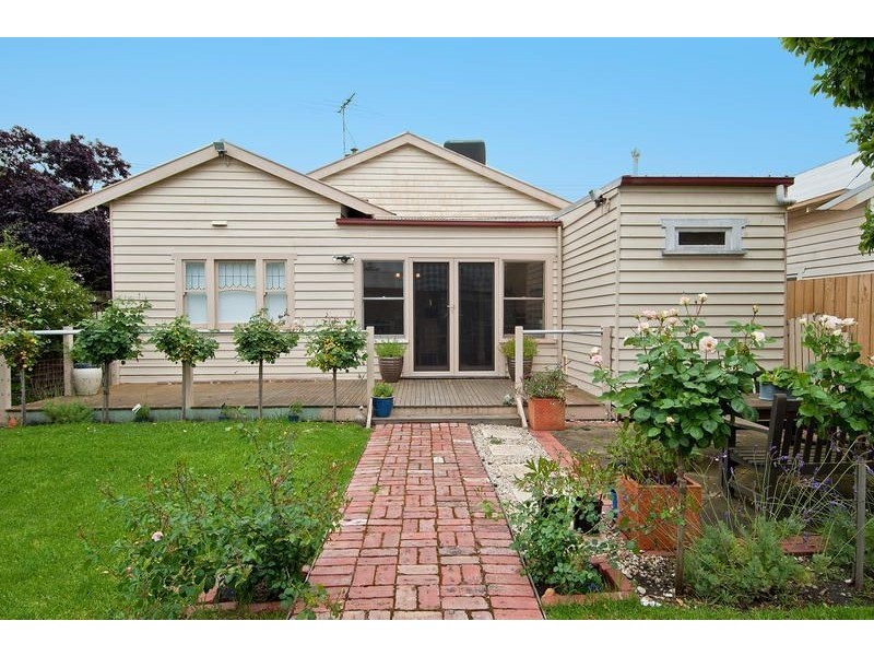90 Elizabeth Street, Geelong West VIC 3218