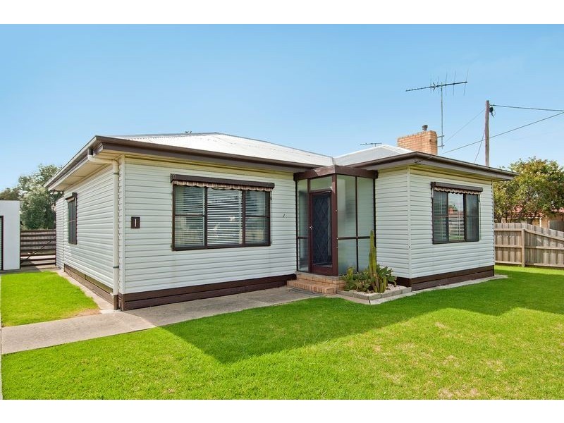 1 Tilly Court, Newcomb VIC 3219