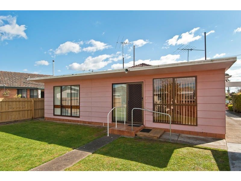 28 Watsons Road, Newcomb VIC 3219