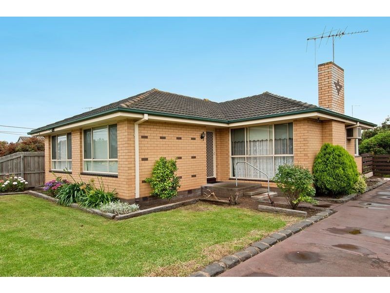 23 St James Street, St Albans Park VIC 3219