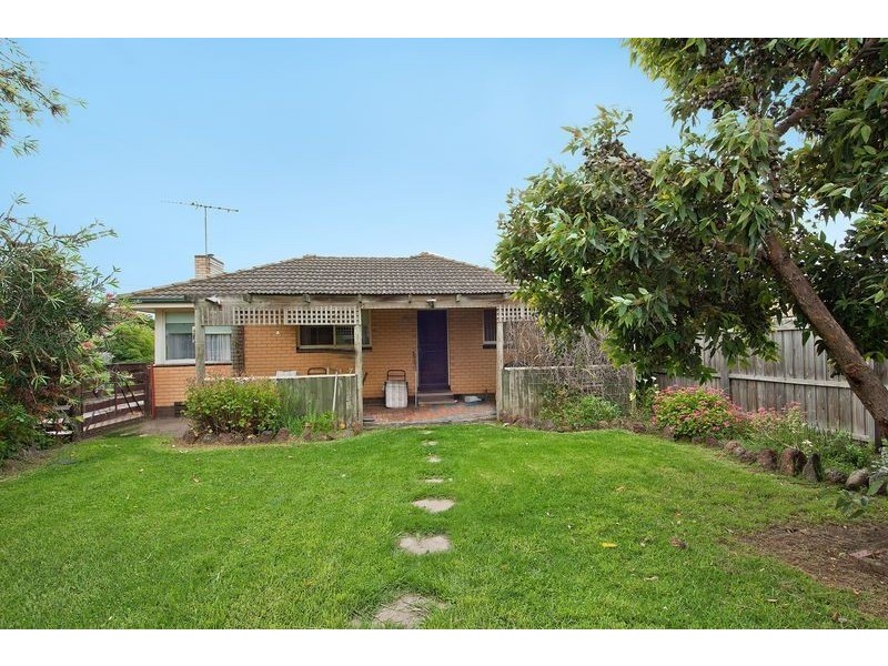 23 St James Street, St Albans Park VIC 3219
