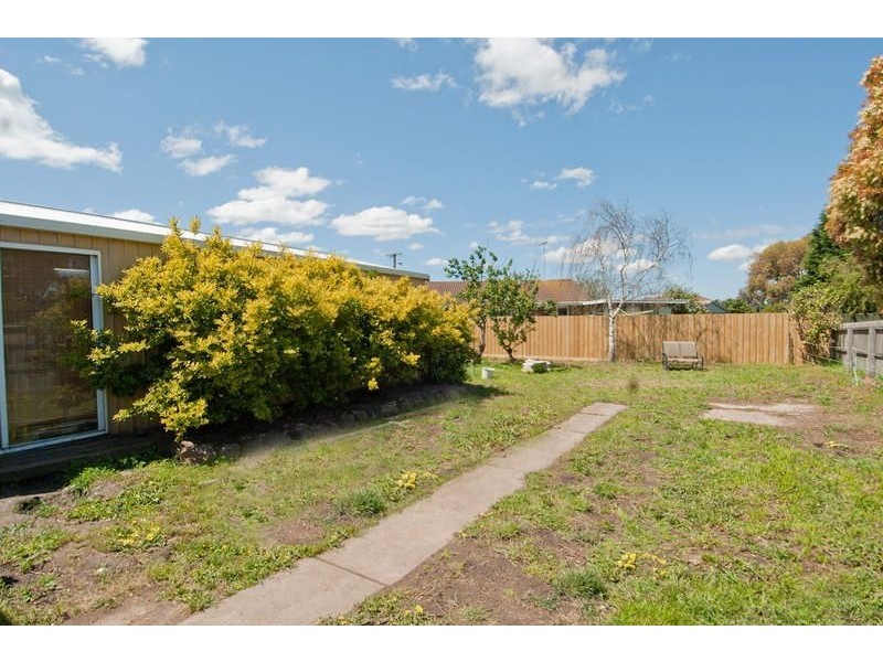 11 Rimbool Road, Grovedale VIC 3216
