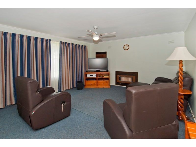 9 Lucas Street, Newcomb VIC 3219