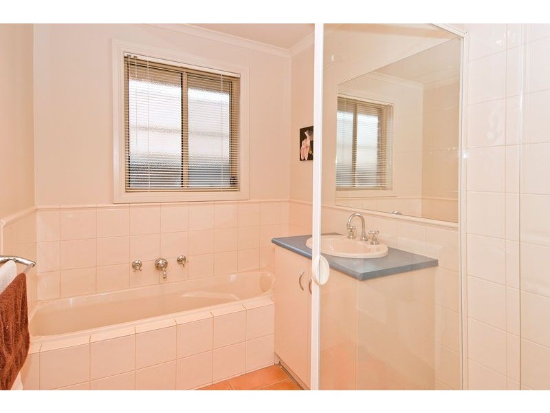 3 Taras Court, St Albans Park VIC 3219