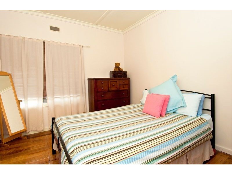 14 Bromley Street, East Geelong VIC 3219