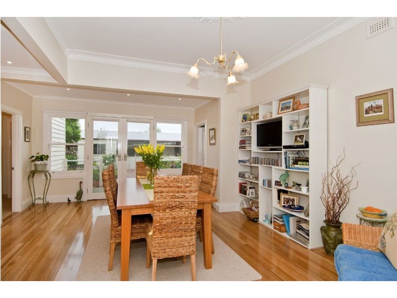 90 Elizabeth Street, Geelong West VIC 3218