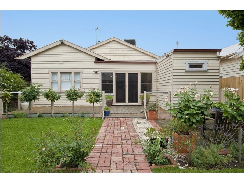 90 Elizabeth Street, Geelong West VIC 3218