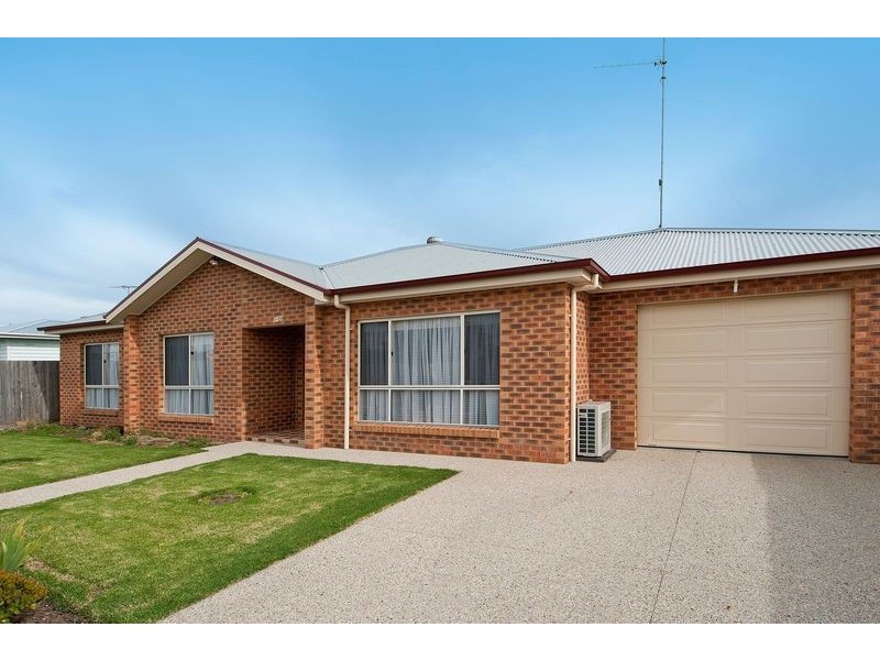 1/54 St James Street, St Albans Park VIC 3219