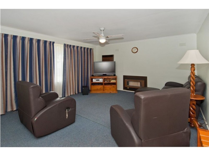 9 Lucas Street, Newcomb VIC 3219