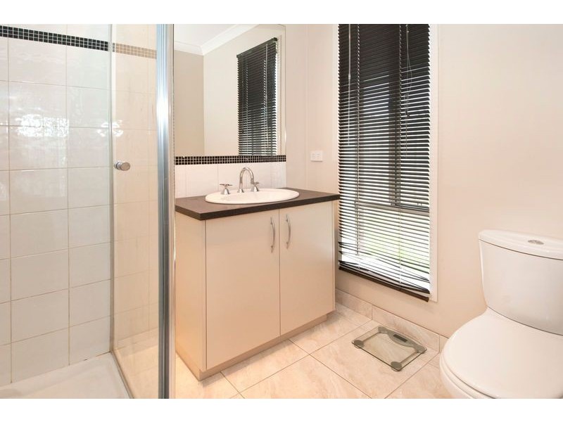 2 Zazzman Court, St Albans Park VIC 3219