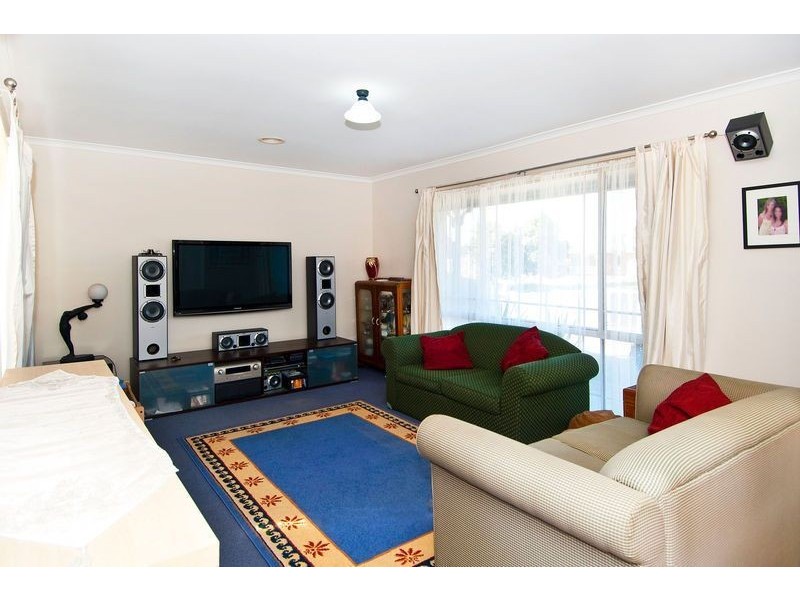 9 Manikato Court, St Albans Park VIC 3219