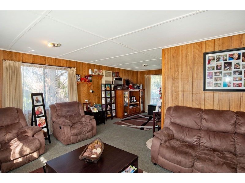 40 Orbit Drive, Whittington VIC 3219