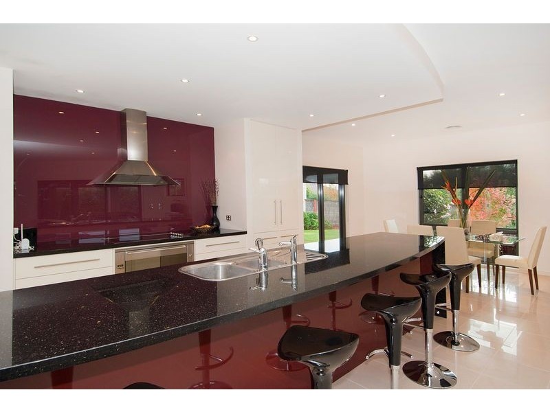 6 Waugh Court, Leopold VIC 3224