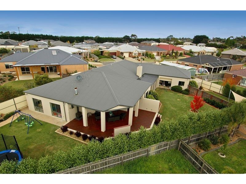 6 Waugh Court, Leopold VIC 3224