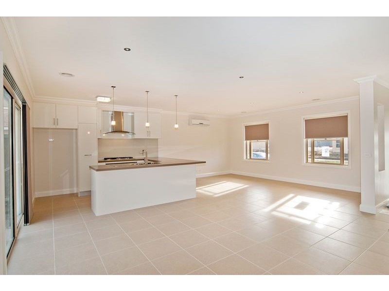 1/7 Mandela Court, St Albans Park VIC 3219