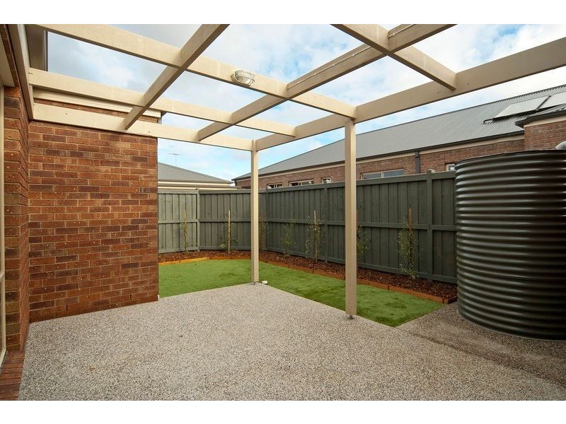 1/7 Mandela Court, St Albans Park VIC 3219