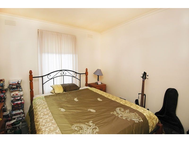 2/32 Elsvern Avenue, Belmont VIC 3216