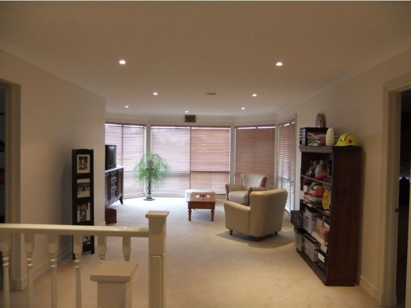 3 Meadowvvale Drive, Grovedale VIC 3216