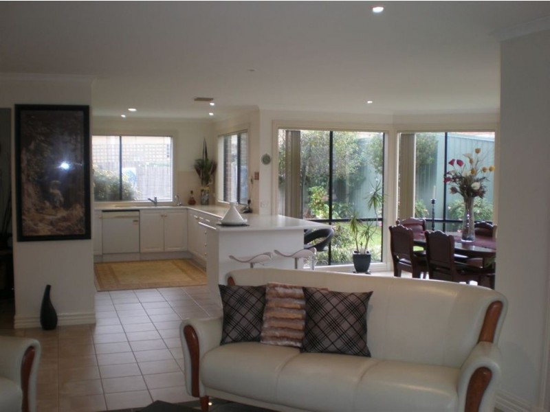 3 Meadowvvale Drive, Grovedale VIC 3216