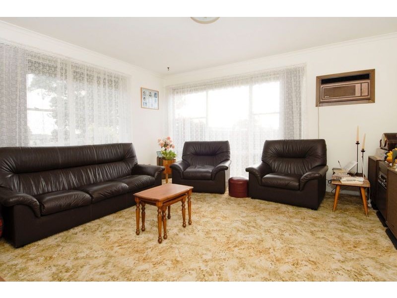 8 Richard Street, Newcomb VIC 3219