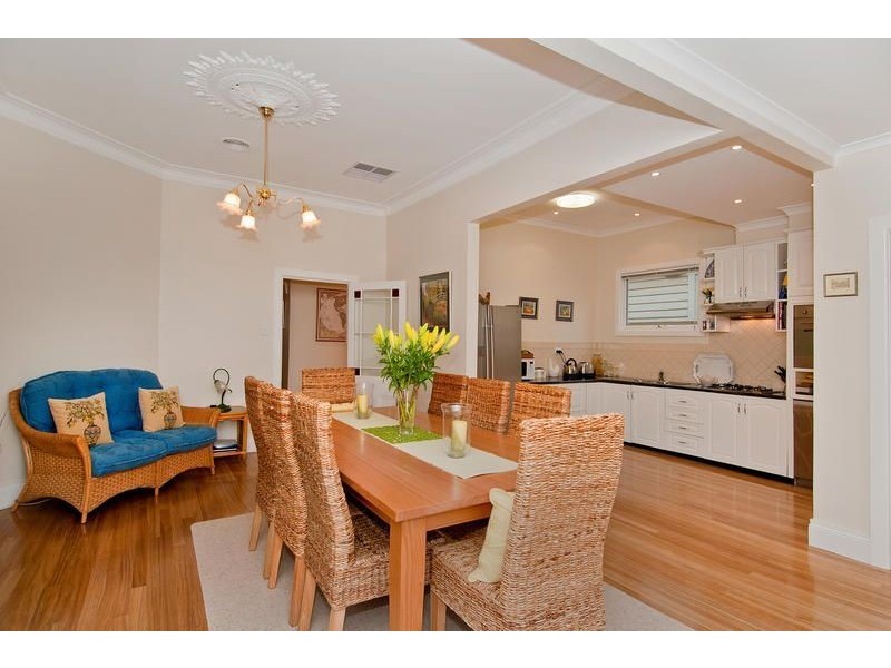 90 Elizabeth Street, Geelong West VIC 3218
