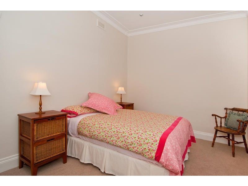 90 Elizabeth Street, Geelong West VIC 3218