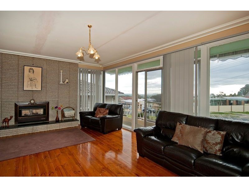 20 Robertson Road, Leopold VIC 3224