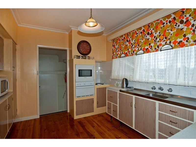 20 Robertson Road, Leopold VIC 3224