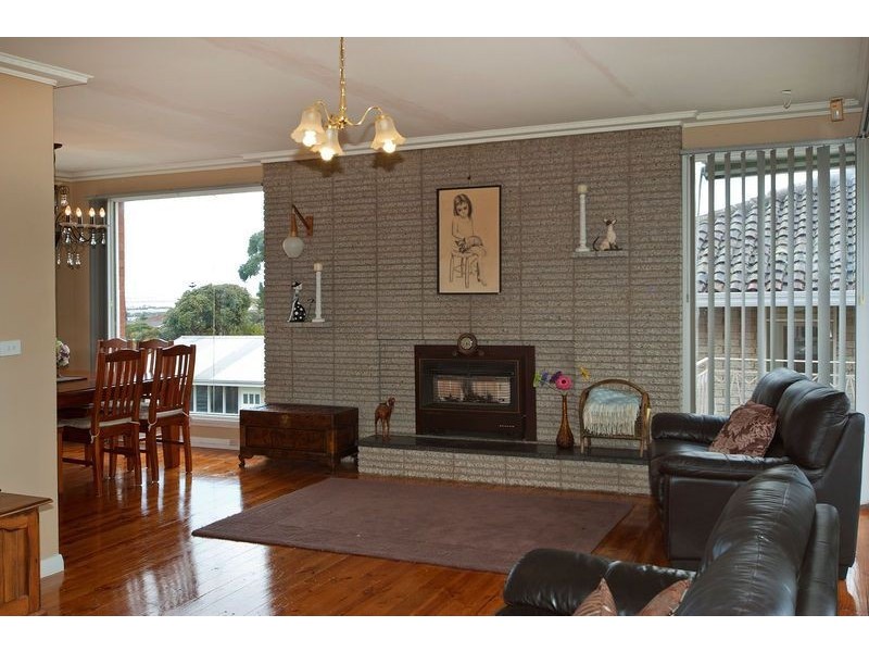 20 Robertson Road, Leopold VIC 3224