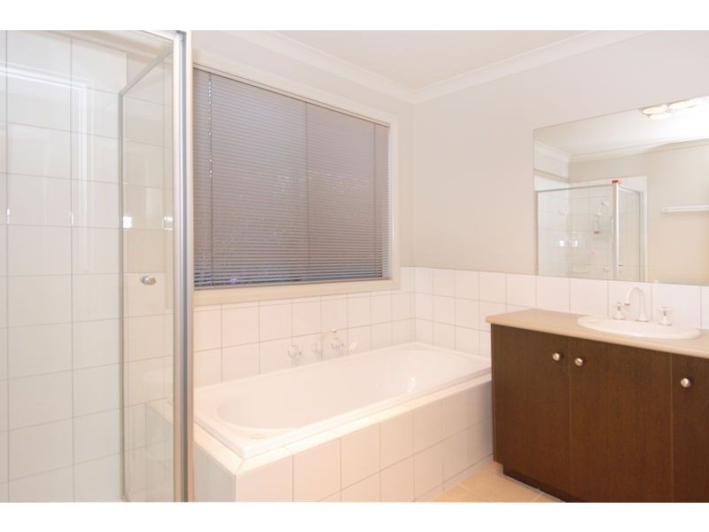 3 Bayfield Court, Newcomb VIC 3219