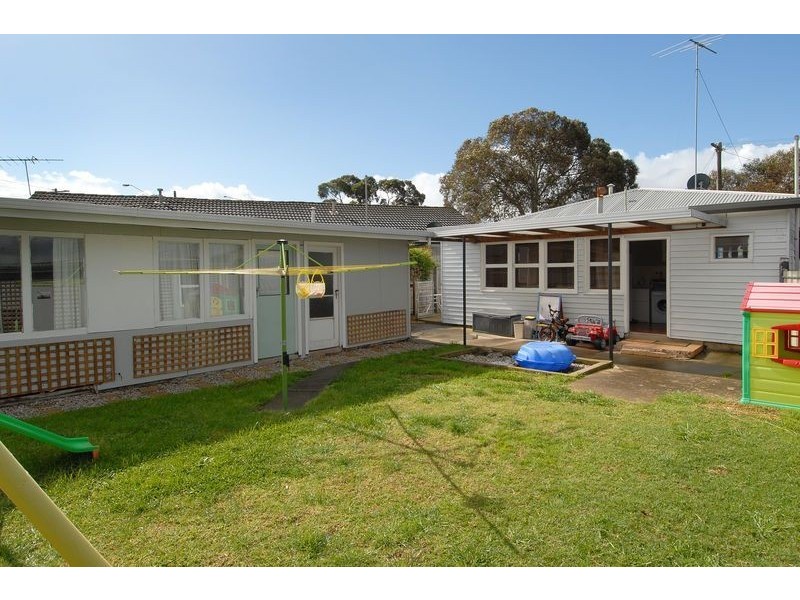 150 Ballarat Road, Hamlyn Heights VIC 3215