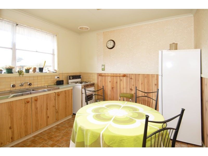 60 Neptune Avenue, Newcomb VIC 3219