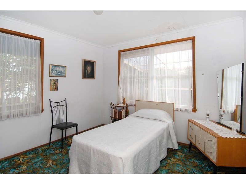 60 Neptune Avenue, Newcomb VIC 3219