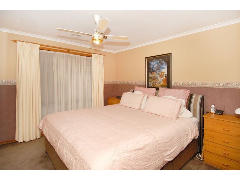 7 Ottoman Court, St Albans Park VIC 3219