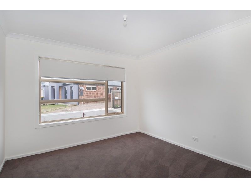 2/5 Emilija Court, Marshall VIC 3216