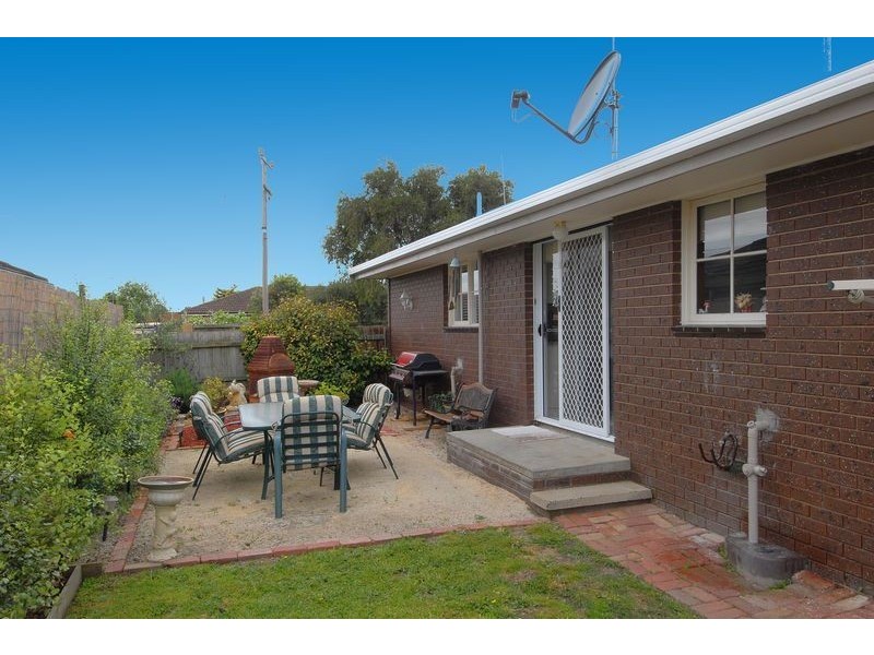 4 Springside Drive, Grovedale VIC 3216