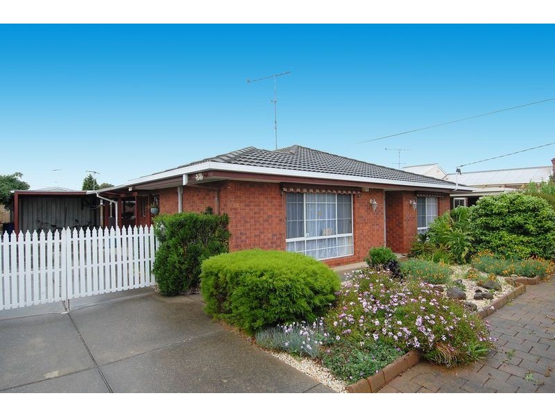 299 Wilsons Road, St Albans Park VIC 3219