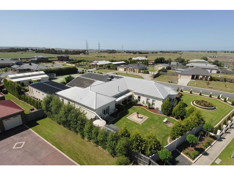 1-3 Cedarwood Court, St Albans Park VIC 3219